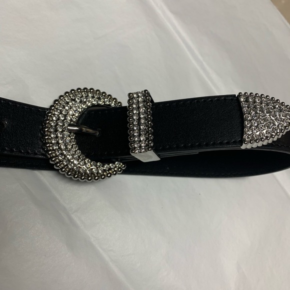 Vegan Black Leather Rhinestone Round Buckle Belt - Picture 7 of 7